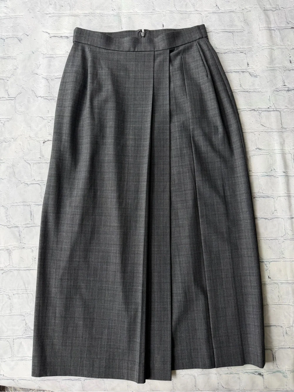 ✅ Uniqlo Gray Pleated Midi Skirt size S waist 26-27 in